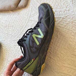 New Balance Leadville Gray and Yellow Shoe